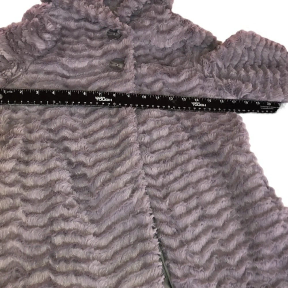 Patagonia girls size large 12 -14 lilac faux fur jacket lined